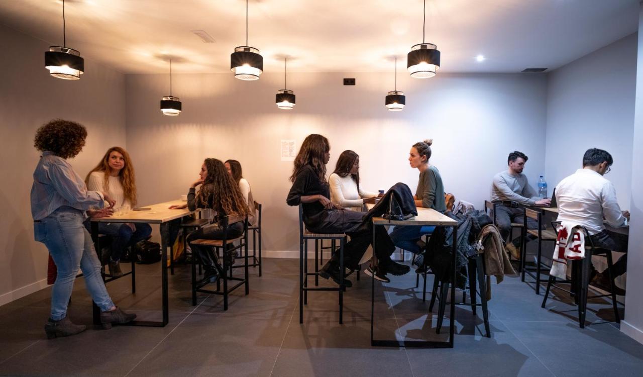 Madriz Hostel Bagian luar foto